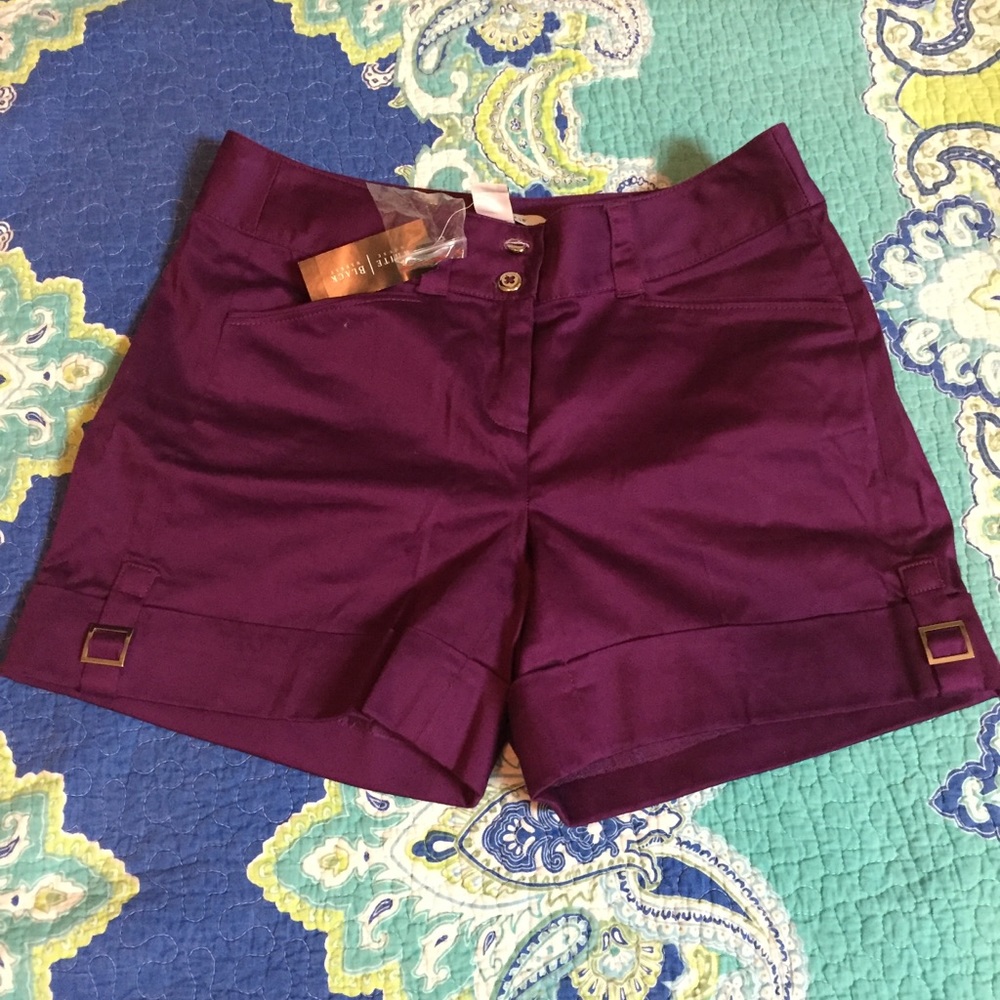 NWT White House black market shorts size 0